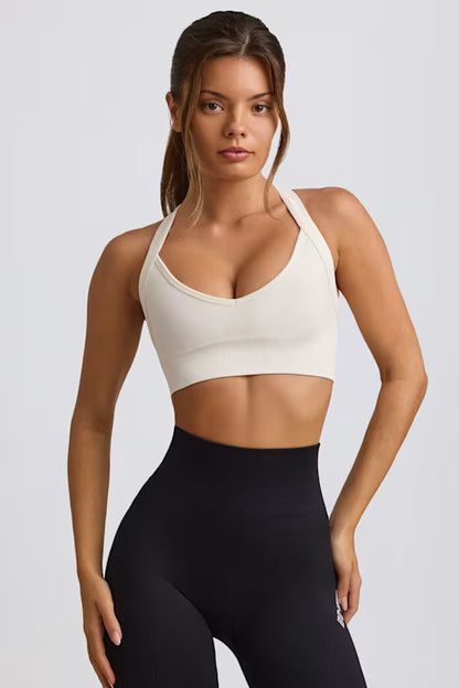 Super Sculpt Seamless Cross-Back Sports Bra in Soft Lilac